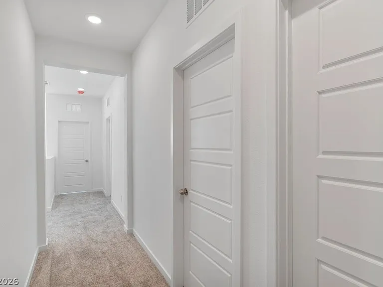 8328 Meridian Ridge Ave — Photo 6