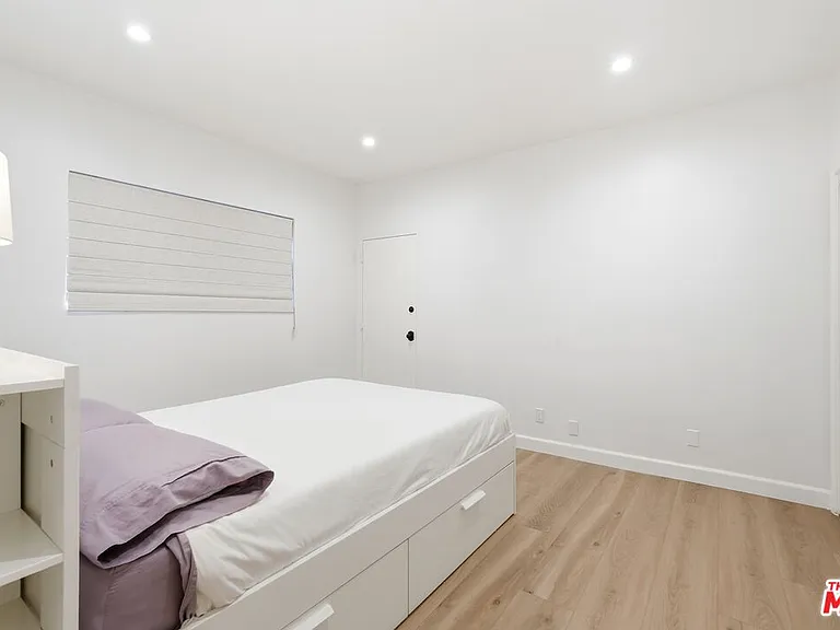 324 S Elm Dr #101 — Photo 23