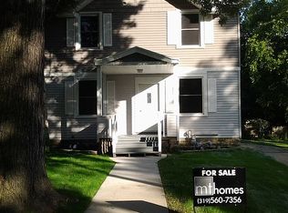 1733 D Ave NE, Cedar Rapids, IA 52402
