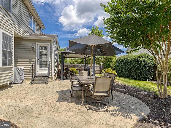 4th image of 2712 McKenzie Ln