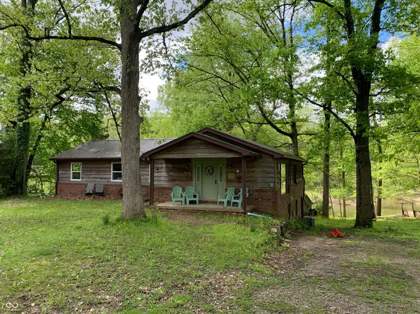 1925 S Lee Kay Dr, Rockville, IN 47872