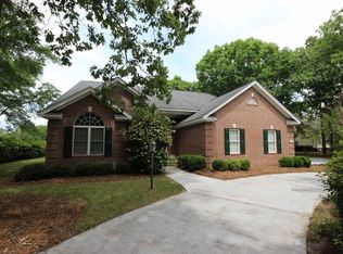 1051 Oatland Lake Rd, Pawleys Island, SC 29585