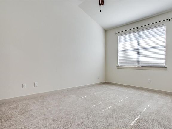 4th image of 3908 Sukay Dr