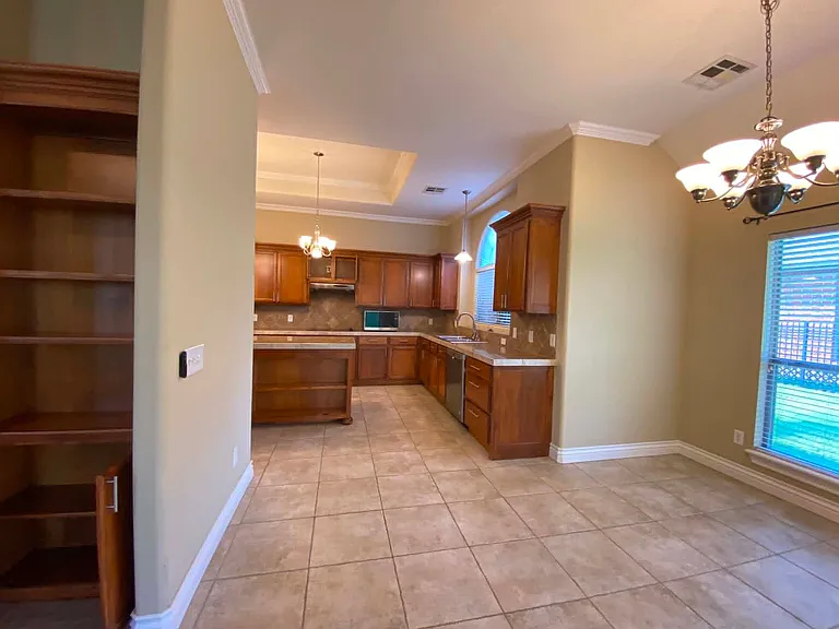 19417 Stubblefield Ln — Photo 9