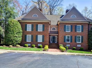 204 Woodmere Dr APT D, Williamsburg, VA