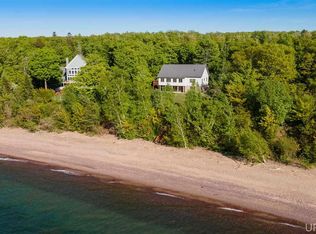 59337 N Lakeshore Dr, Calumet, MI 49913