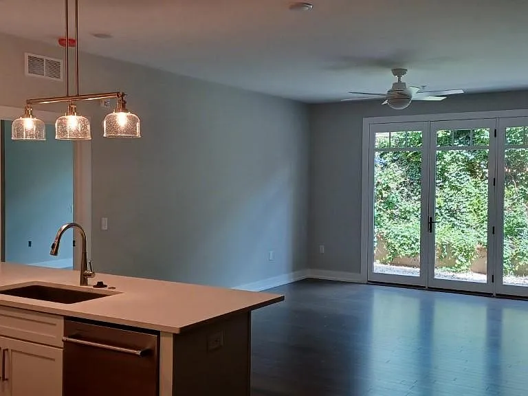 441 S Ashley St #203 — Photo 9