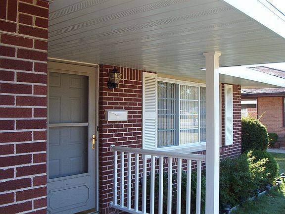 3rd image of 1210 Kay Ave