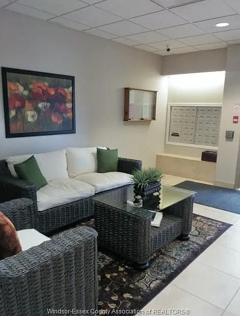 2 bed, 2.0 bath, 1050 sqft, $2,300 — Photo 1