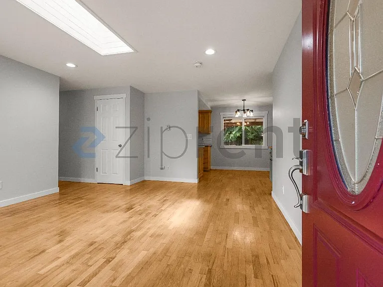 17525 199th Pl NE — Photo 2
