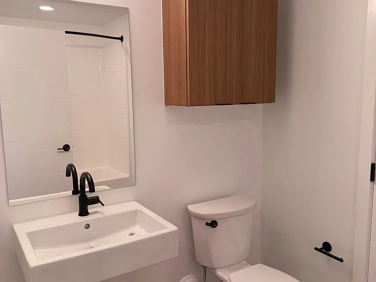 Rainford Apartments — Photo 101