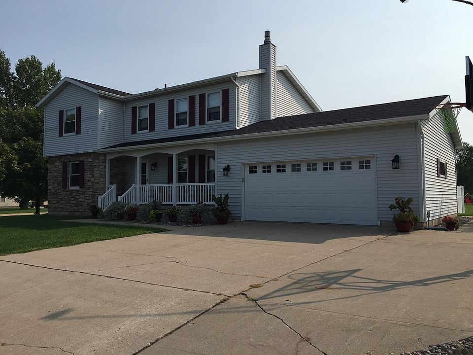1st image of 2404 21st St