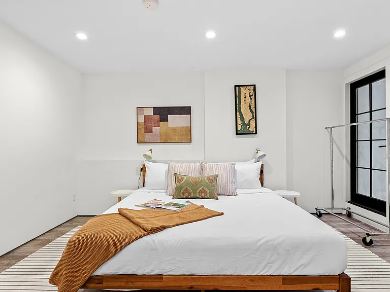 239 Starr St #1A — Photo 31