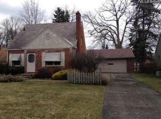 915 Birch Hill Dr, Youngstown, OH 44509
