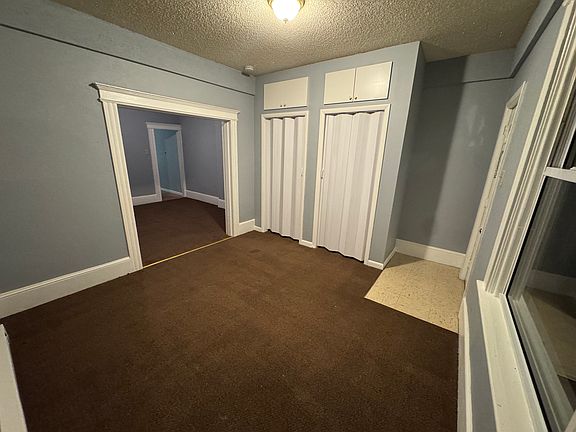 2nd image of 52 Diamond St #52