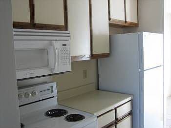 2nd image of 2 Bear Grass Ct