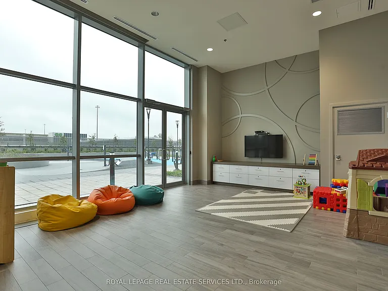2087 Fairview St #1209 — Photo 26