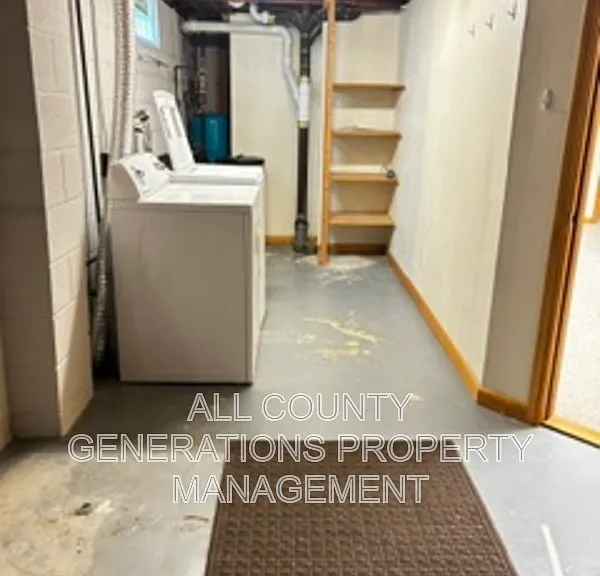 2281 Weymouth Rd — Photo 14