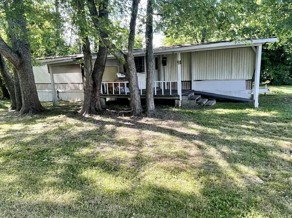 204 S Oak St, Hohenwald, TN 38462