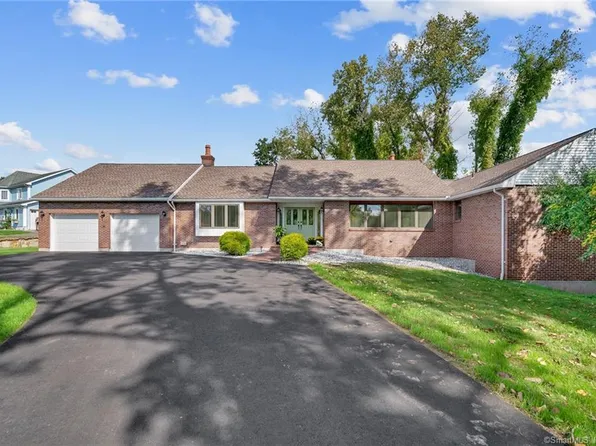 32 Mcnulty Drive, East Hartford, CT 06118