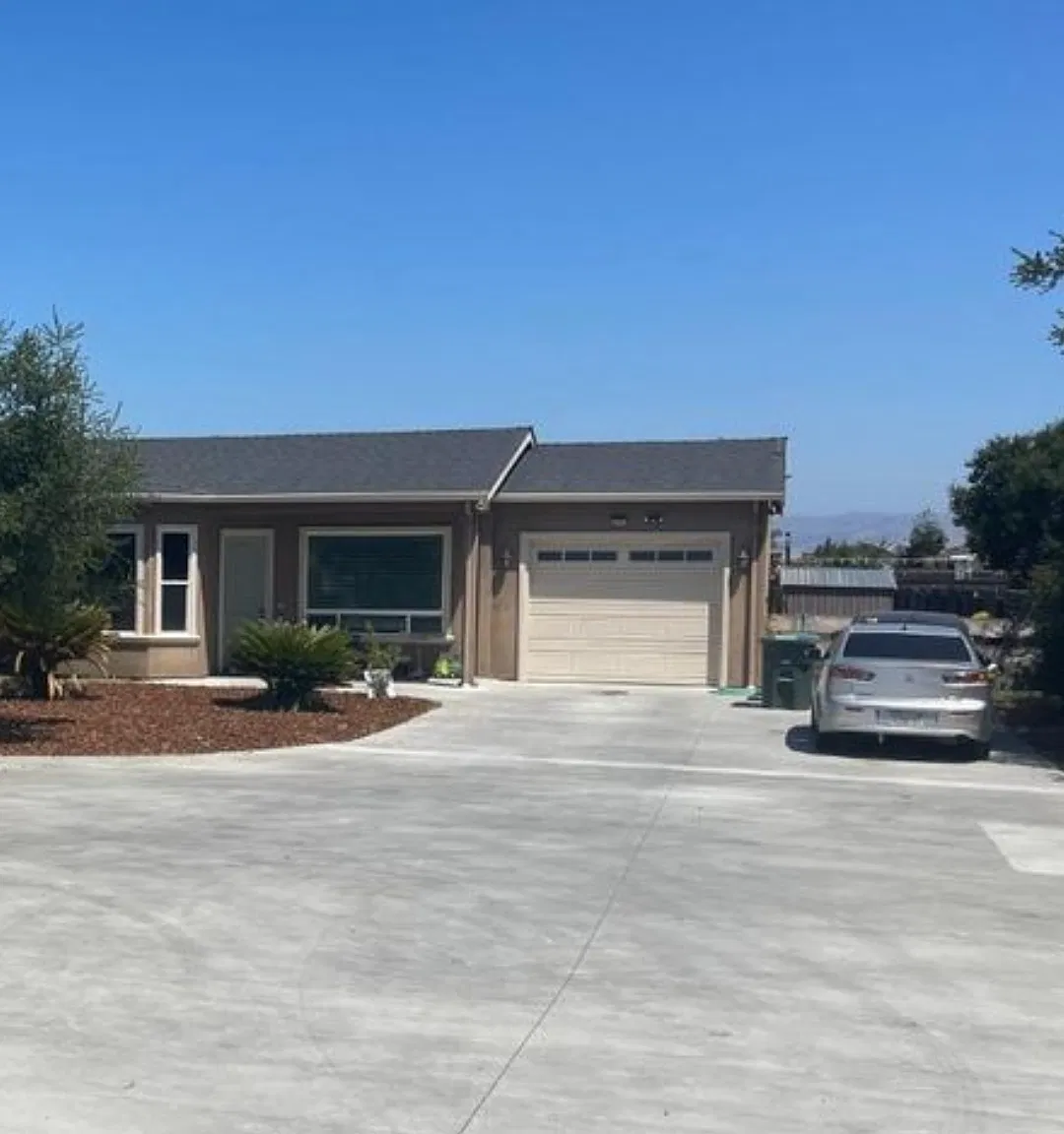 2 bed, 1000 sqft, $3,000 — Photo 1