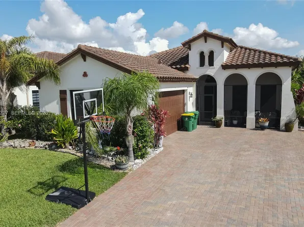 4742 Corrado Ave, Immokalee, FL 34142