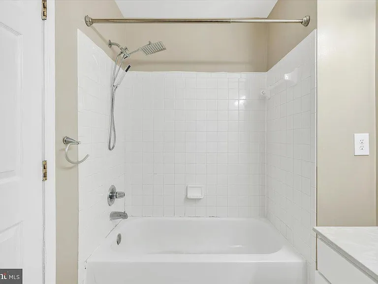 11616 Nellings Pl — Photo 17