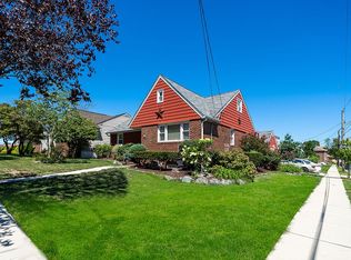 246 Pandolfi Ave, Secaucus, NJ 07094