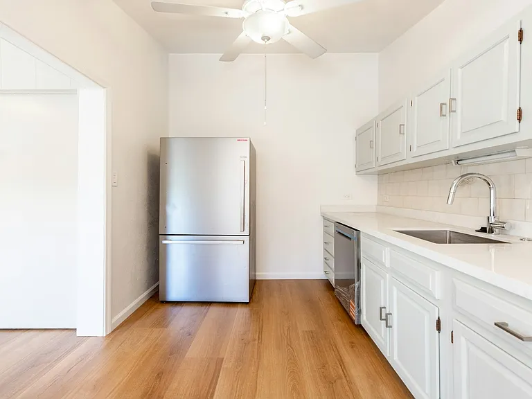 3757 York Blvd — Photo 12