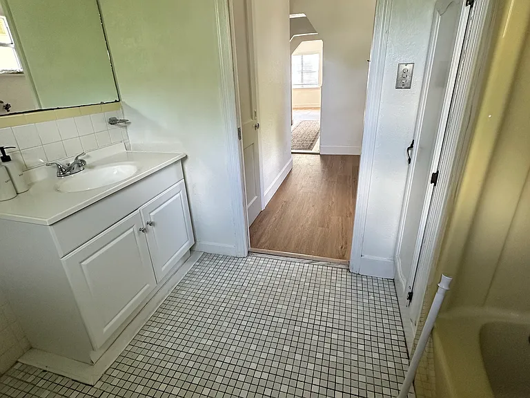 523 Shoreview Ave — Photo 19