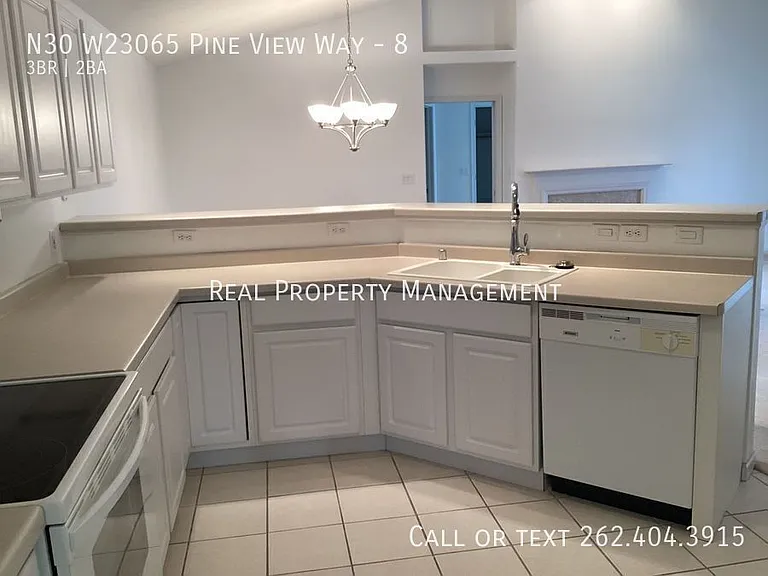 N30W23065 Pineview Way #8 — Photo 6
