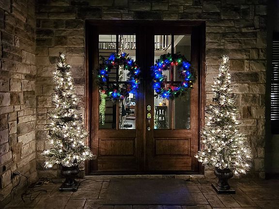 2nd image of 624 Stone Villa Ln