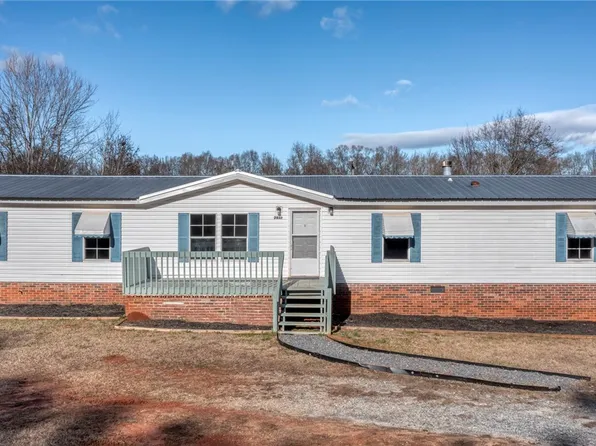 2837 S McDuffie Street Ext, Anderson, SC 29624