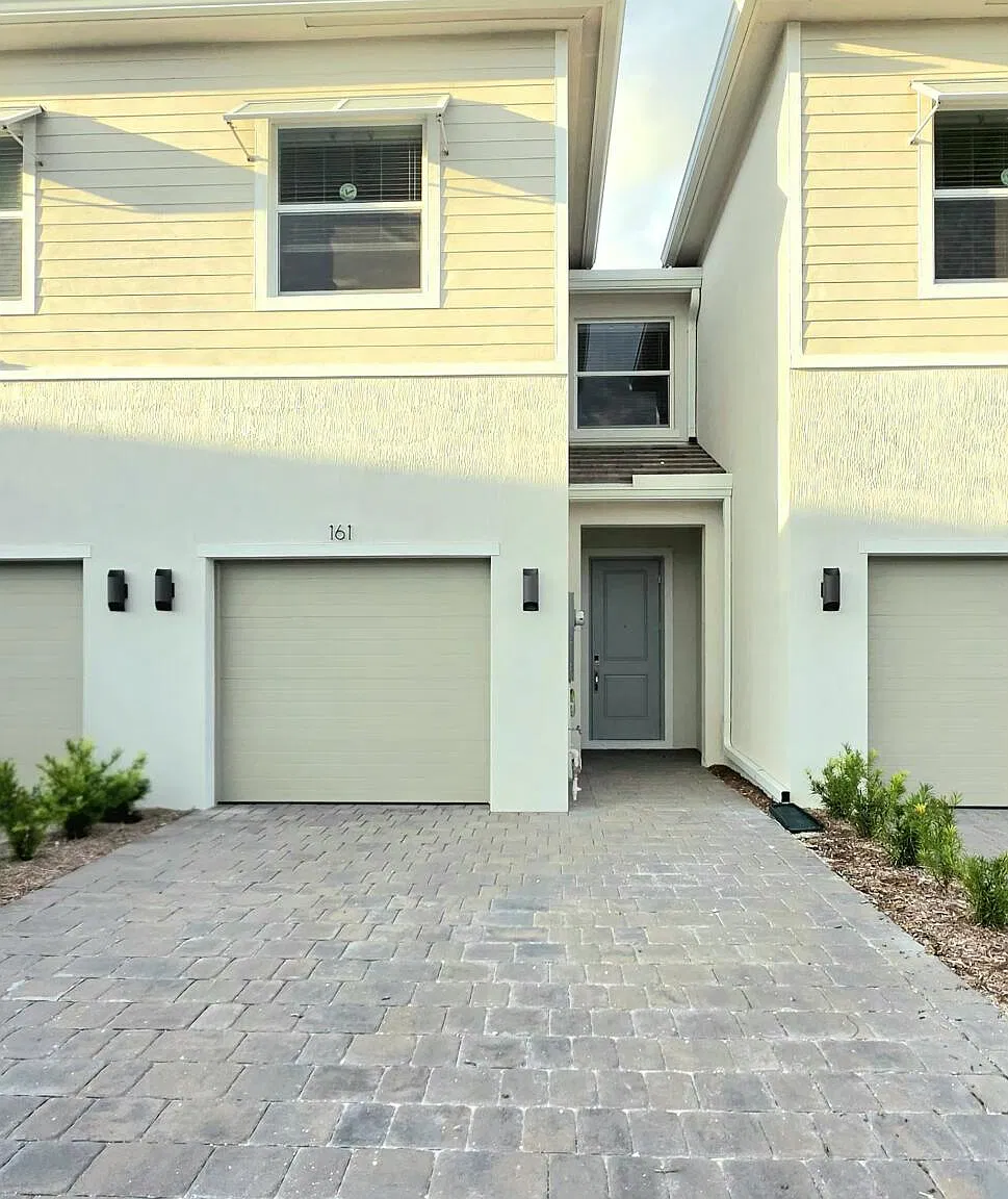 3 bed, 2.5 bath, 1532 sqft, $3,400 — Photo 2