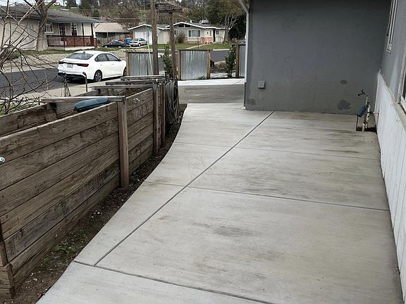 2nd image of 195 Deodara St