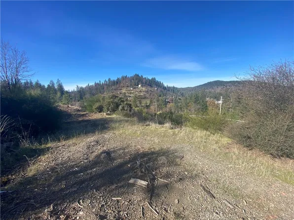 14733 Dove Dr, Cobb, CA 95426