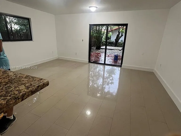 323 Menores Ave — Photo 6