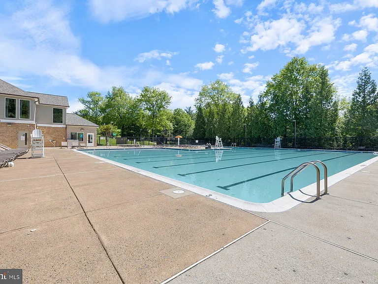 6551 Grange Ln #202 — Photo 9