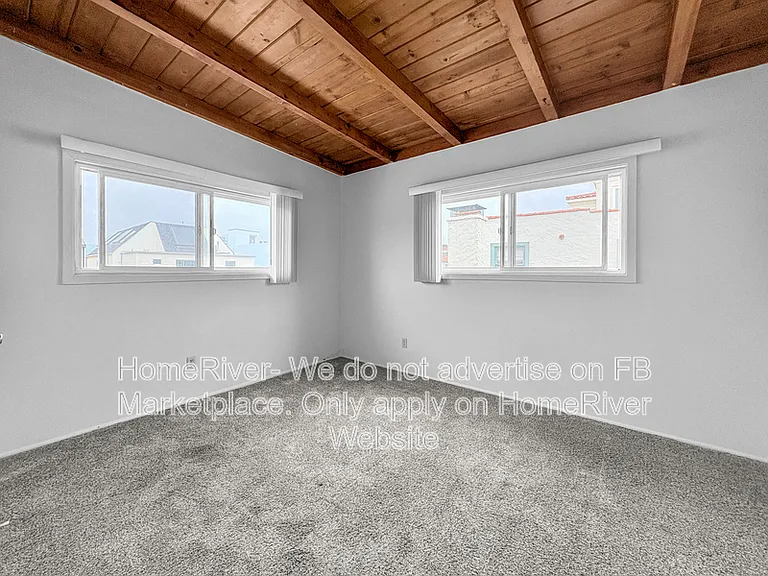 3516 Ocean Dr — Photo 12