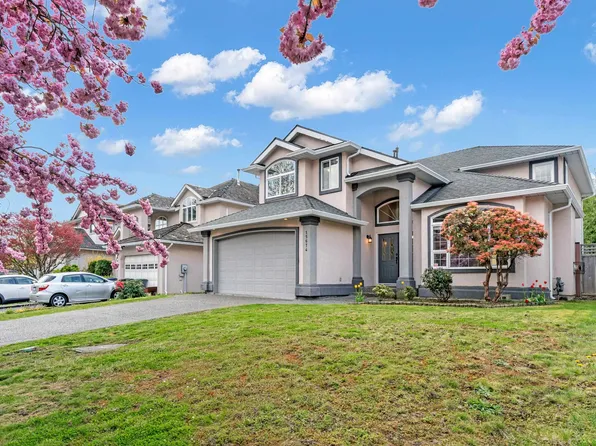 15674 101a Ave, Surrey, BC V4N 4S4