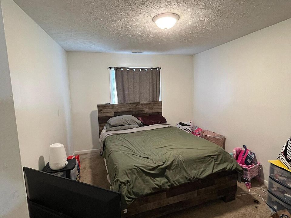 2nd image of 1122 Southwood Dr APT 4