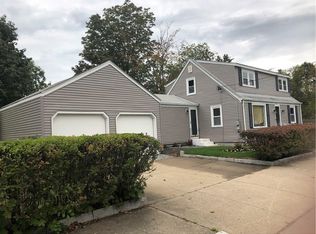 224 Woodbury St, Pawtucket, RI 02861