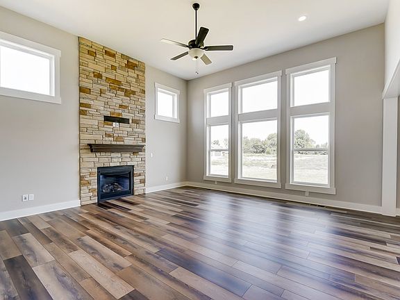 7th image of this home
