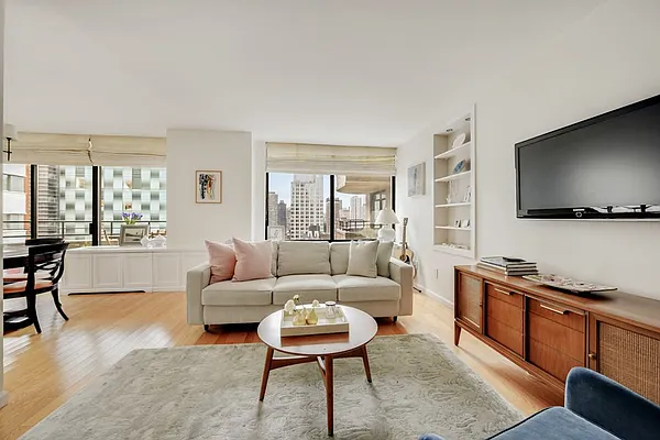 Sold by Compass | media 3