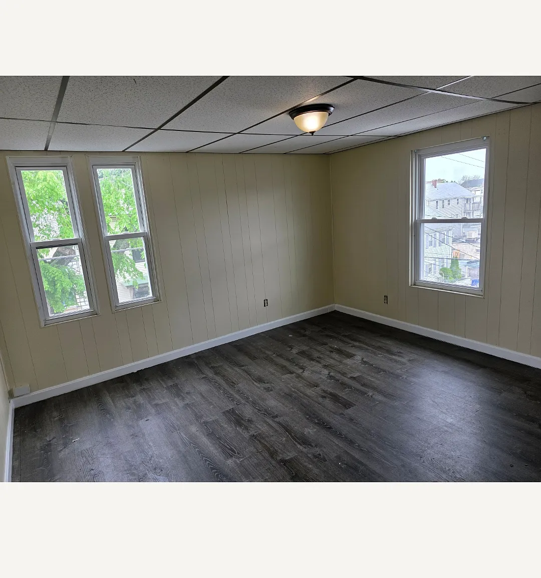 4 bed, 1300 sqft, $2,200 — Photo 4
