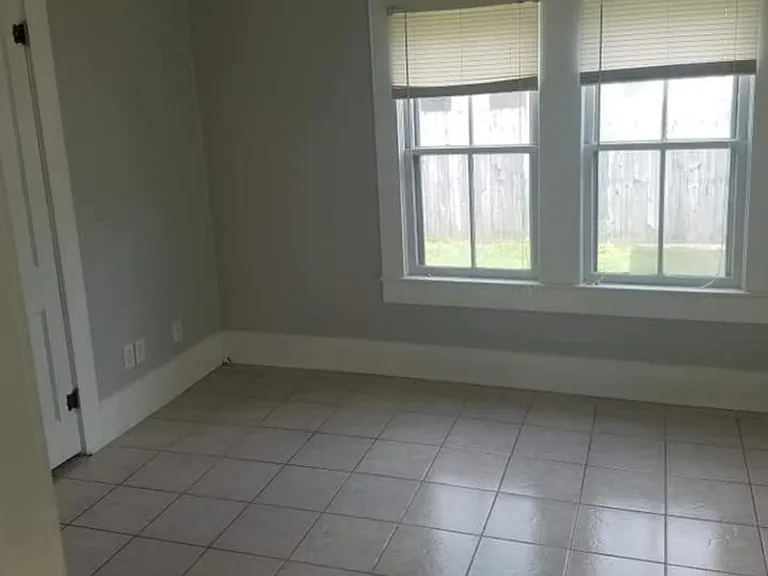 222 Blanchard St — Photo 8