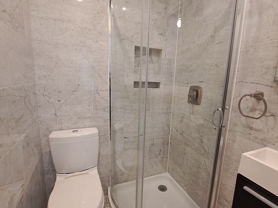 1st image of 216 W 100th St APT 1101