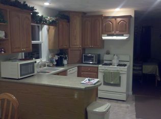 17 Sweetbriar Ct, Endwell, NY 13760