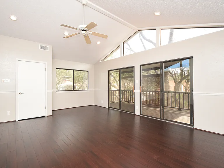 12005 Cabana Ln — Photo 38