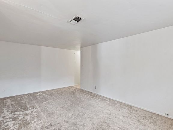 4th image of 1711 Lawyer St APT B